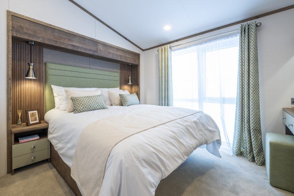 007 Harlington-Lodge