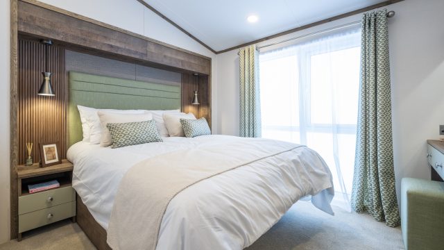 007 Harlington-Lodge