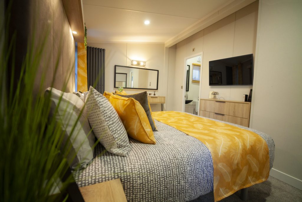 010 Aruba Master-Bedroom-10-scaled