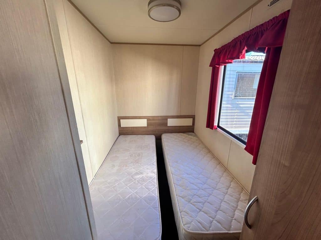 010 Tebay Red Twin 2