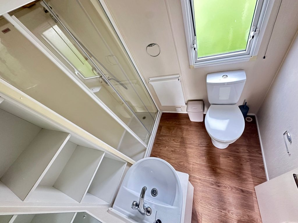 010 salsa eco bathroom