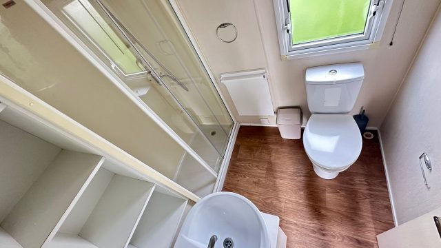 010 salsa eco bathroom