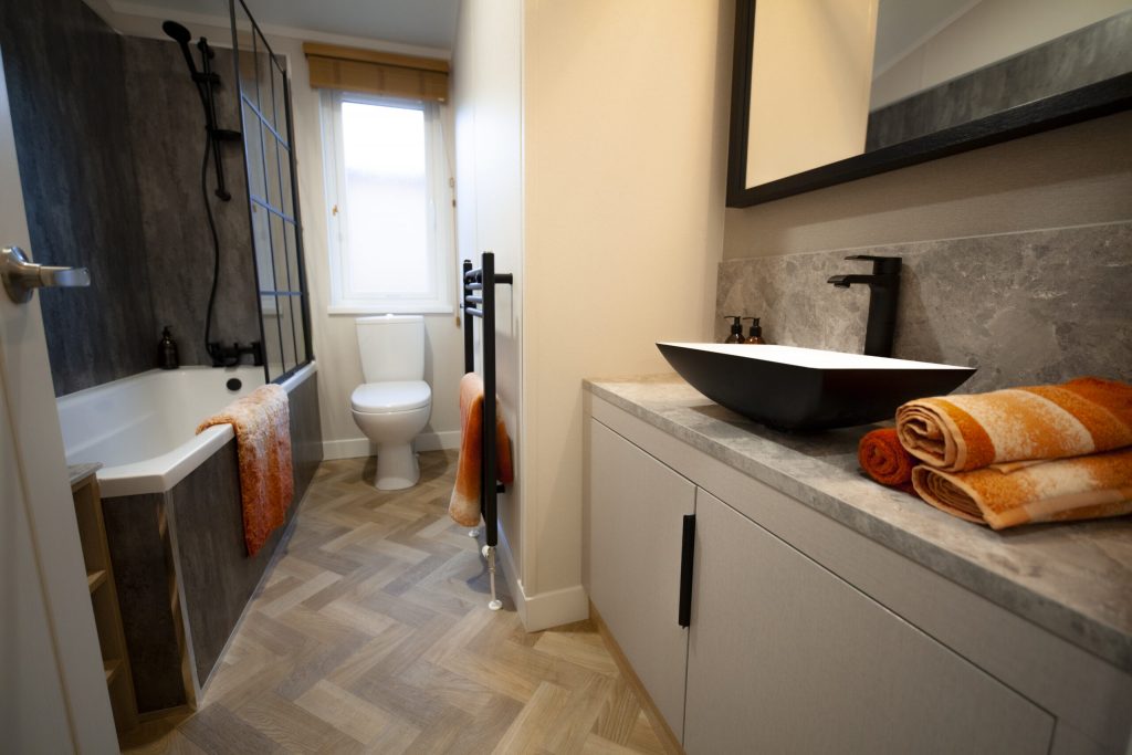 011 Aruba Master-Bathroom-5-scaled