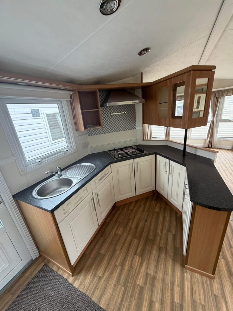 007 winchester kitchen