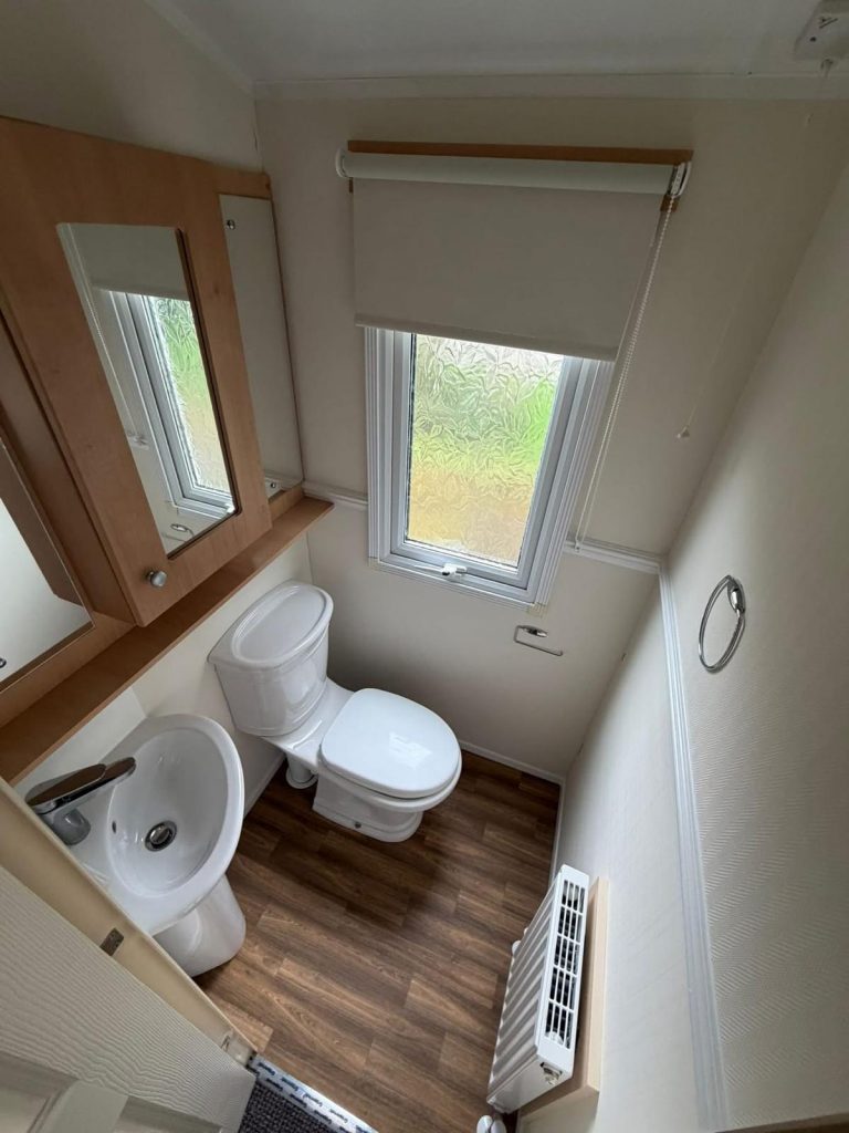 009 winchester toilet