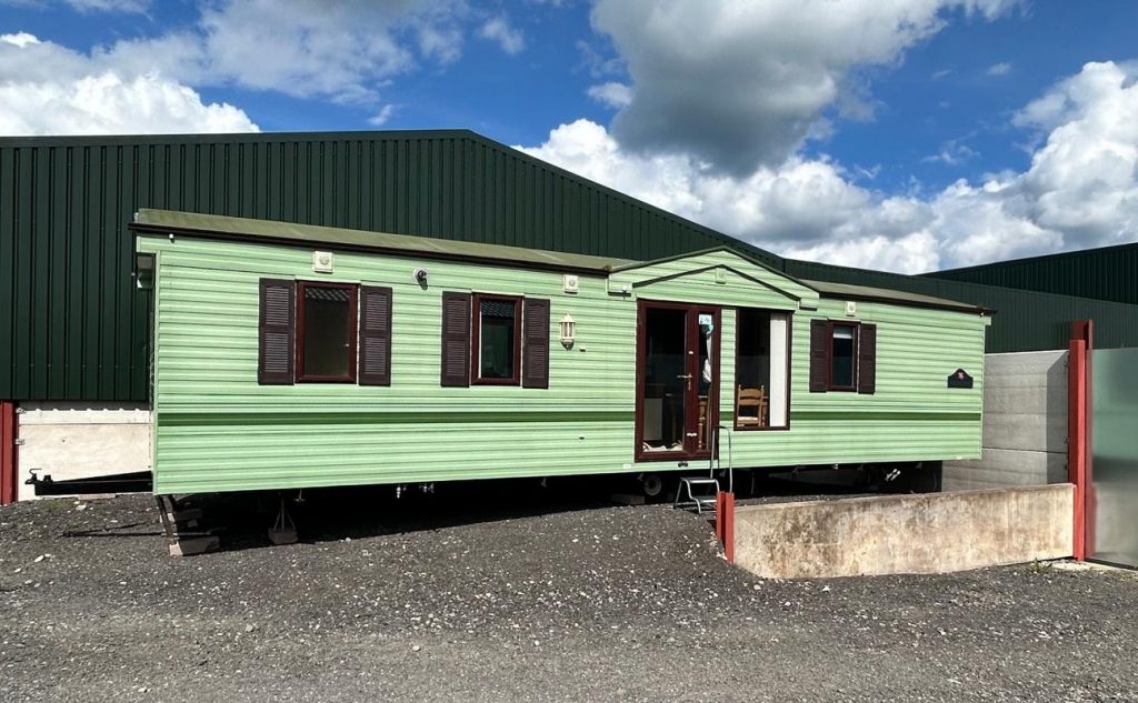 001 Willerby cottage