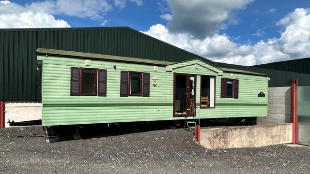001 Willerby cottage