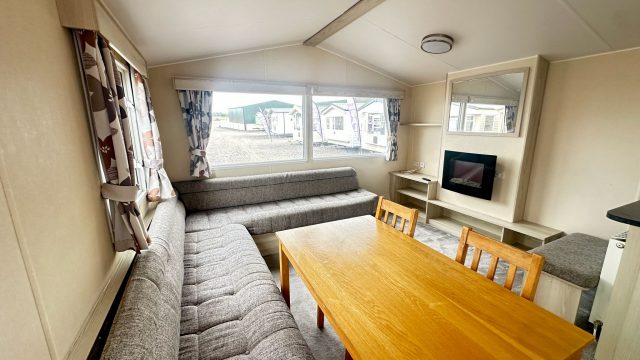 002 Moonstone 2bed lounge