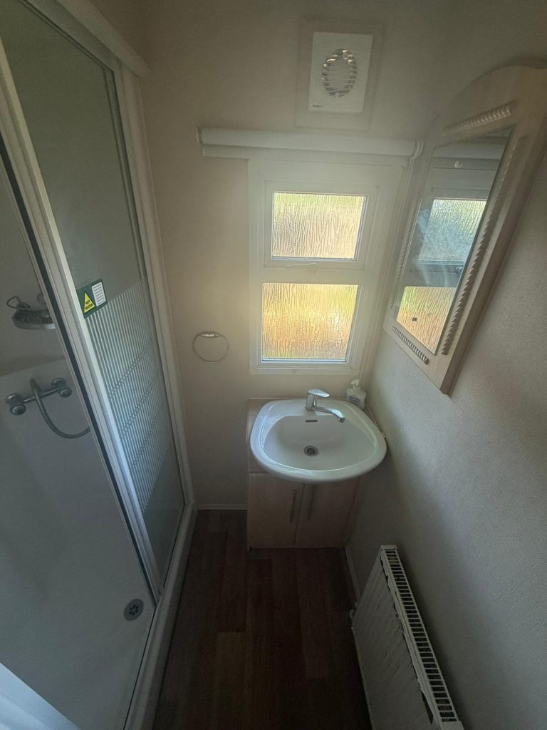 005 vienna bathroom