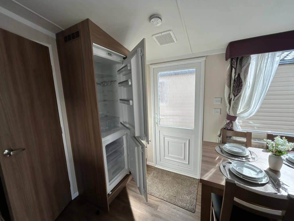 006 Bordeux exckitchen