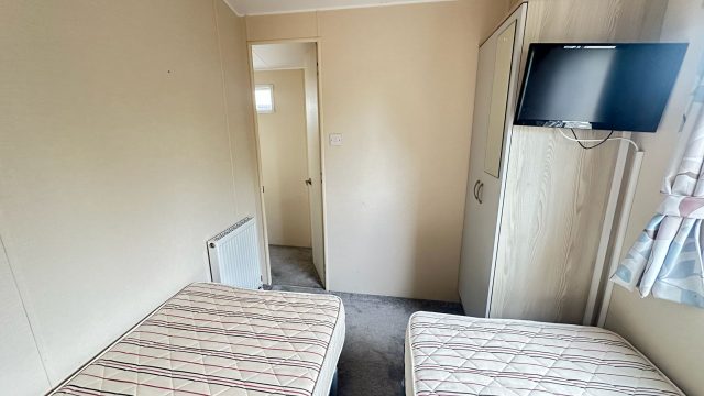009 Moonstone 2 bed twin