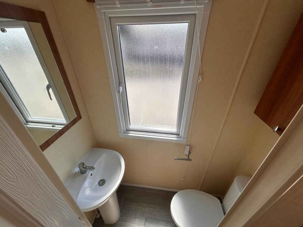 011 regal 2nd toilet
