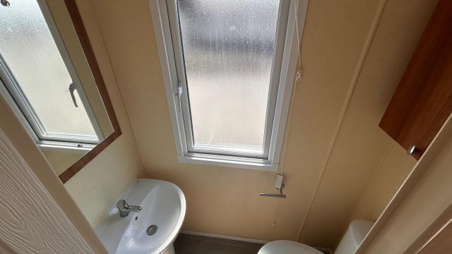 011 regal 2nd toilet