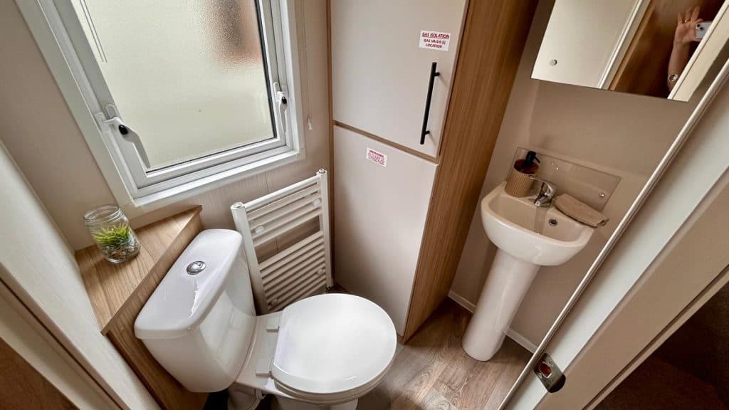 015 Manor ensuite
