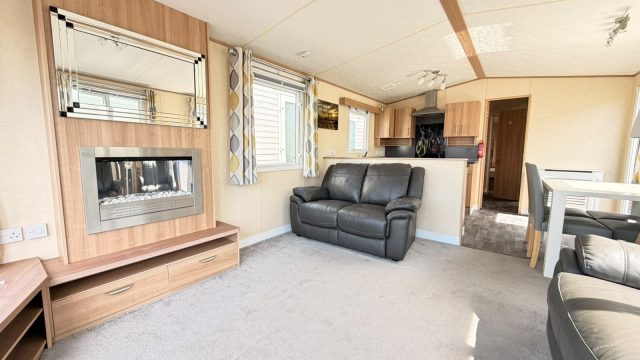 003 Derwent lounge