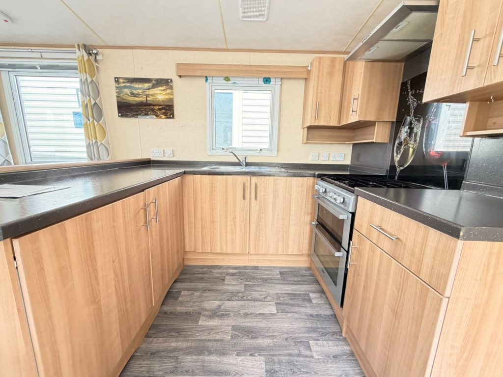 005 Derwent kitchen