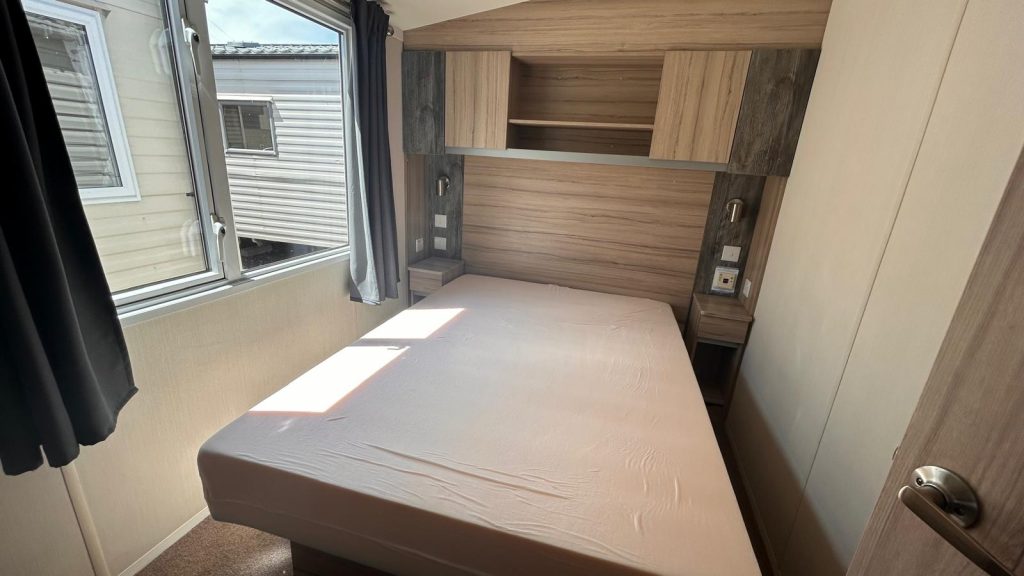 008 Surf Shack double