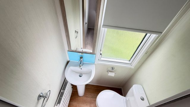 009Trading post ensuite
