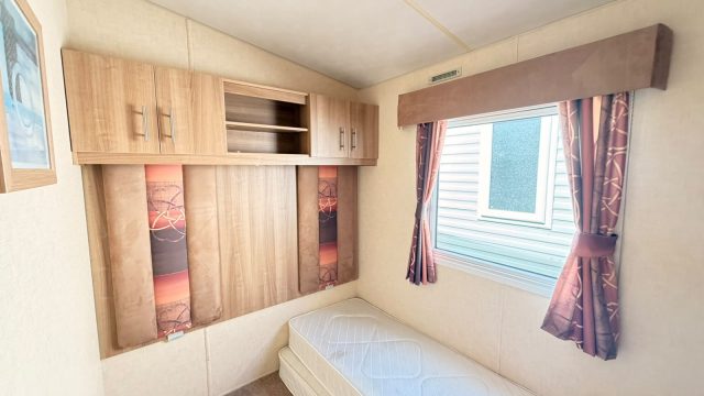 011 derwent bedroom 2