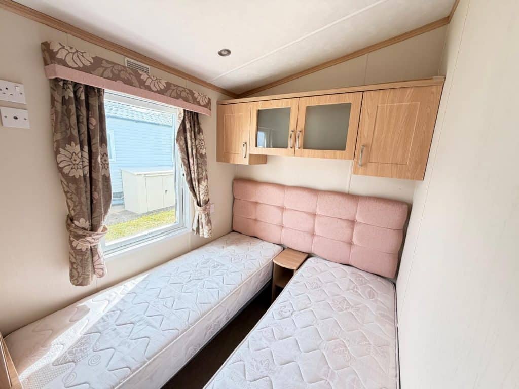 012 knightsbridge twin 1