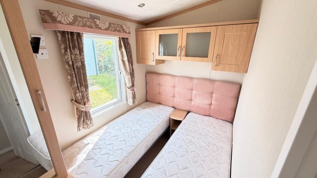 013 knightsbridge twin 2