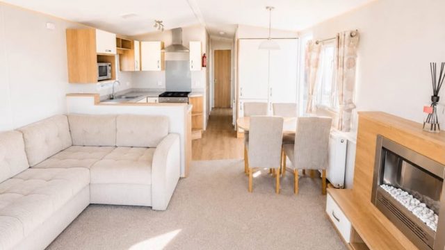 005 Willerby Sierra (Durdledoor) Living Room